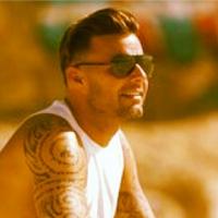 Ricky Martin grava clipe da Copa do Mundo nas praias do Rio de Janeiro