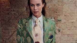Mariana Ximenes, de "Haja Coração", posa para a revista Glamour e abraça seu lado masculino!
