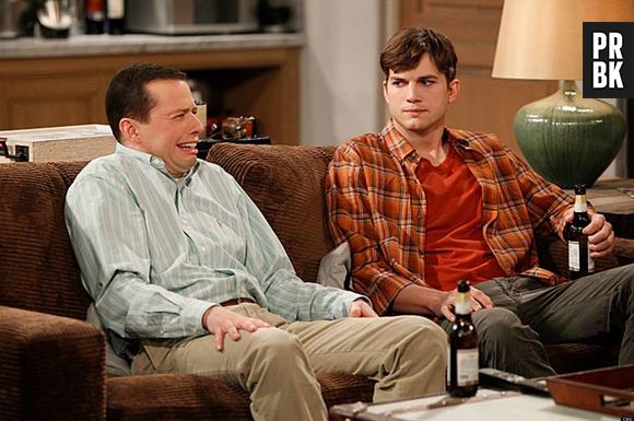 Atualmente, Ashton Kutcher é o astro de "Two and a Half Men" ao lado de Jon Cryer