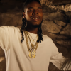 Junto com o Fifth Harmony, o rapper Fetty Wap faz participação em "All In My Head (Flex)"