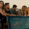 As meninas do Fifth Harmony encontram vários gatos saindo da praia em "All In My Head (Flex)"