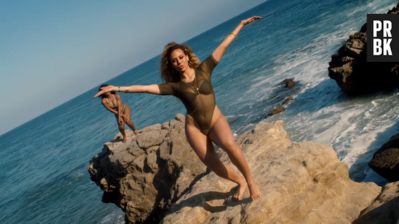Dinah Jane tá com um maiô super cavado no vídeo do Fifth Harmony para "All In My Head (Flex)"