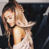 Ariana Grande ficou mais linda ainda quando coloriu os cabelos!
