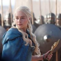 Diretor não reconheceu Emilia Clarke de "Game of Thrones" em teste de elenco