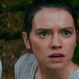 Rey (Daisy Ridley) arrasa livre, leve e solta em "Star Wars VII: O Despertar da Força", sem nenhum marido ou namorado