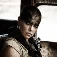  A Imperatriz Furiosa (Charlize Theron), de "Mad Max: Estrada da Fúria", é um ótimo exemplo de mulher empoderada 