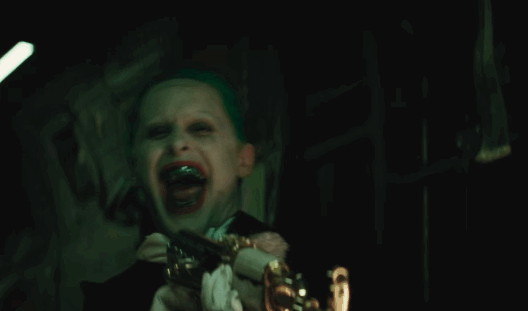 De "Esquadrão Suicida": Coringa (Jared Leto) teve rosto destruído por Batman (Ben Affleck)