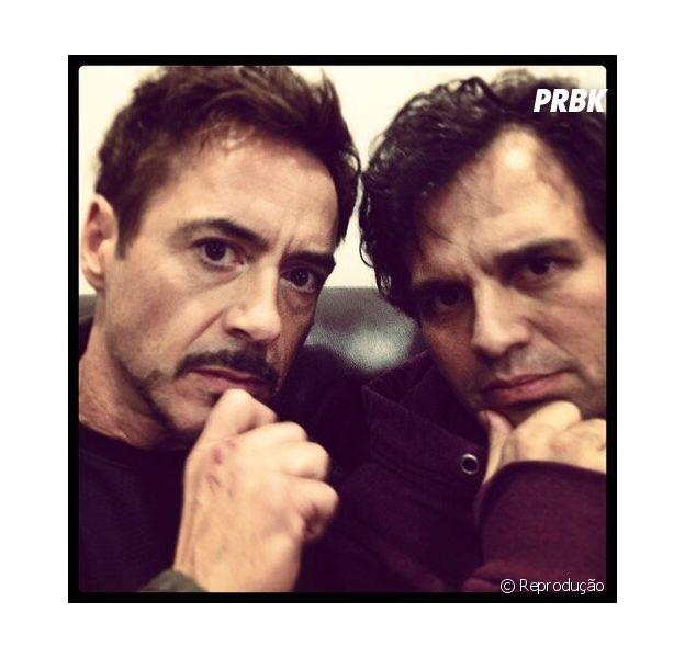 Robert Downey Jr. e Mark Rufallo em set de "Os Vingadores"
