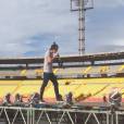  One Direction est&aacute; na Col&ocirc;mbia para a "Where We Are Tour" 
