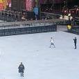  Durante ensaio na Col&ocirc;mbia, One Direction joga um pouco de futebol 