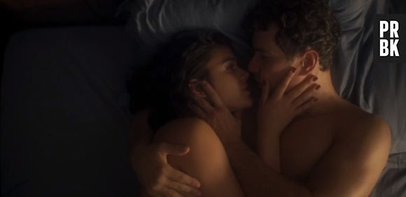 Em "Nada Será Como Antes": capítulo com Bruna Marquezine nua e beijo em Letícia Colin vai ao ar nessa terça-feira (11)!
