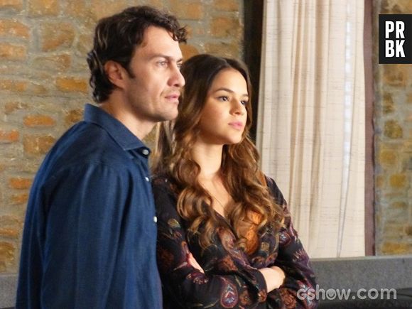 Luiza (Bruna Marquezine) está lutando contra todos pelo seu romance com Laerte (Gabriel Braga Nunes) na trama de "Em Família"