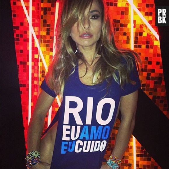 A rainha do "Pânico na Band", Sabrina Sato, manda muito bem nas fotos e mostra toda a sua sensualidade no Instagram (@sabrinareal)