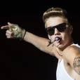 O astro do pop Justin Bieber vem ao Brasil e pediu  hambúrgueres com roquefort, rosbife acebolado ao molho barbecue para sua estadia aqui 