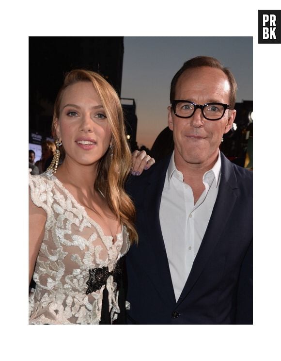 Clark Gregg e Scarlett Johansson no lançamento de "Capitão América 2", história do filme envolveu a série "Agents of S.H.I.E.L.D."!