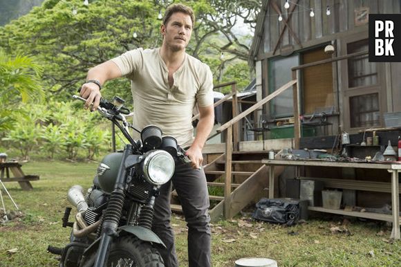 Chris Pratt estrela "Jurassic World", novo filme da franquia de dinossauros