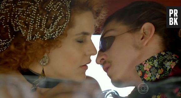 Em "Meu Pedacinho de Chão", Ferdinando (Johnny Massaro) e Gina (Paula Barbosa) estavam bem próximos