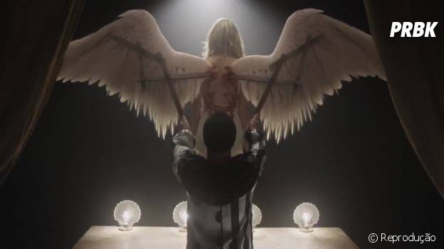 Um anjo na nova temporada de "American Horror Story: Freakshow"