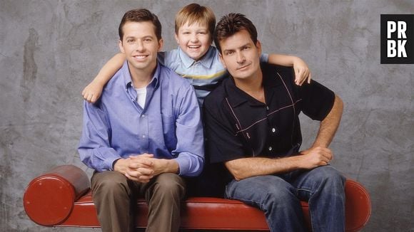 Antes de Walden (Ashton Kutcher), Charlie (Charlie Sheen) era a estrela de "Two and a Half Men"