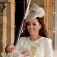 Como sempre, Kate Middleton apareceu muito elegante no batizado de seu filho, o bebê real George Alexander Louis