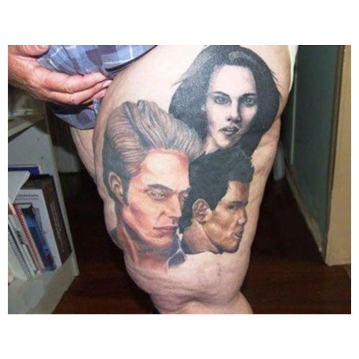 Um fã apaixonado pela saga vampiresca Crepúsculo tatuou em sua costela o  trio protagonista da história: Kristen Stewart, Robert Pattinson e Taylor  Lautner - Purebreak