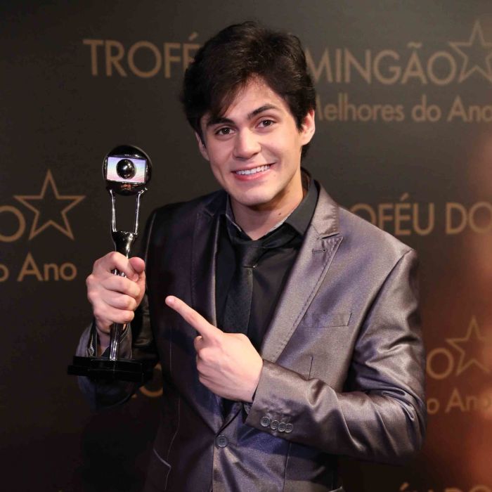 Lucas Veloso venceu na categoria Melhor Comediante do Melhores do Ano 2017 do &quot;Domingão do Faustão&quot;