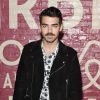 Nick Jonas recebe vídeo de seu irmão Joe Jonas contando momento constragedor que ele passou em um encontro