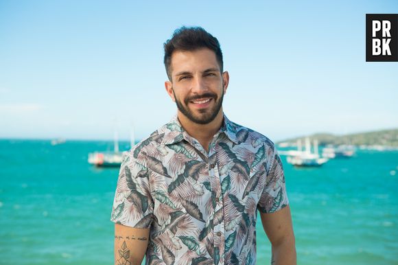 Jonas Paiva (@jonaspaiva) é um dos participantes da 4ª temporada do "Are You The One? Brasil"