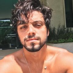 Rodrigo Simas, de "Orgulho e Paixão", fala sobre atualidade: "Carregar as coisas para o lado bom"