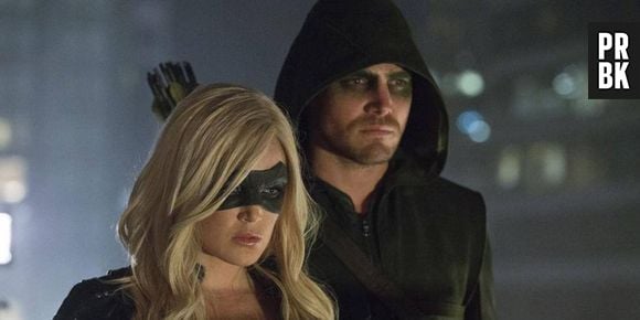 A Black Canary (Caity Lotz) volta com tudo em "Arrow"!