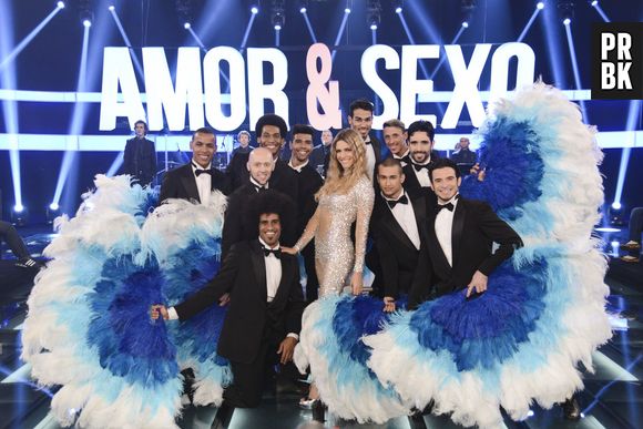 Fernanda Lima está sempre com uma roupa especial e arrasa com seus looks no "Amor e Sexo"