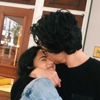 Alerta casal de "Riverdale": Camila Mendes assumiu namoro com Charles Melton!