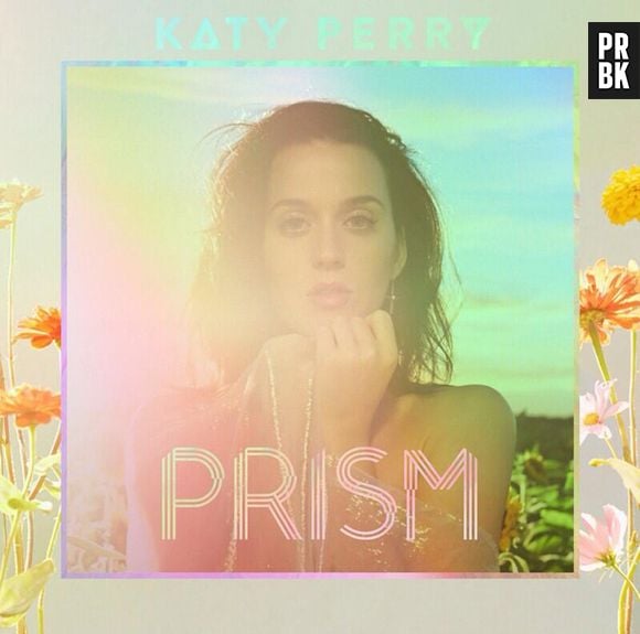 Katy Perry está fazendo sucesso com seu CD "PRISM"