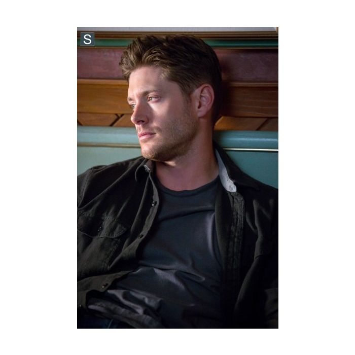  Em &quot;Supernatural&quot;, Dean (Jensen Ackles) come&amp;ccedil;a a 10&amp;ordf; temporada transformado em um dem&amp;ocirc;ninio 
