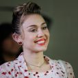 Nova música de Miley Cyrus se chama "Bad Karma"