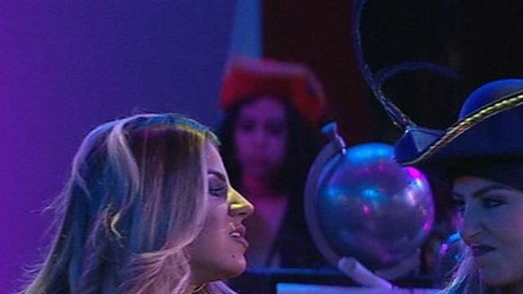 Tretas entre Hana, Diego, Paula e Maycon, pegações e tudo que rolou na festa do "BBB19"