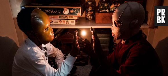 Em "Nós", a relação entre os acorrentados e os originais simboliza um dos maiores problemas da sociedade