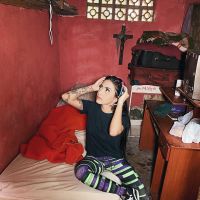 MC Mirella e mais famosos se juntam e ajudam senhor que foi humilhado após furtar comida