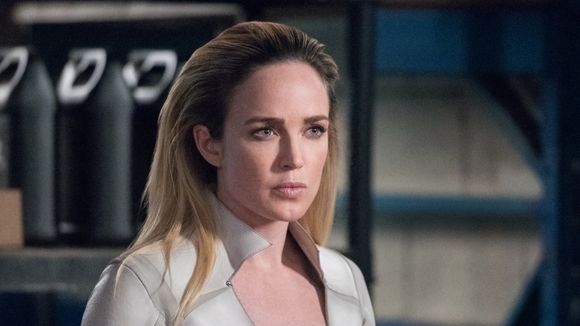 Aves de Rapina em "Arrow": mais imagens do episódio especial são divulgadas