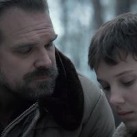 David Harbour e Millie Bobby Brown também são como pai e filha nos bastidores de "Stranger Things"