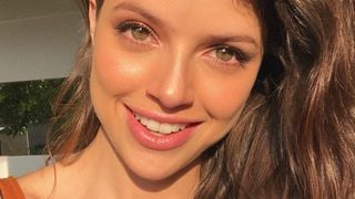 Agatha Moreira está com o cabelo curtinho para viver personagem em nova novela das 21h