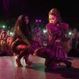  Ariana Grande canta "Side to Side" e "Bang Bang" com Nicki Minaj no Coachella 2019 