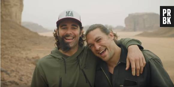 Não dá nem para reconhecer direito o Jason Momoa sem barba!