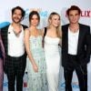 "Nosso Último Verão" traz KJ Apa e Maia Mitchell como casal protagonista
