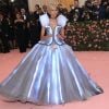 Zendaya foi de Cinderela com vestido mágico ao Met Gala 2019