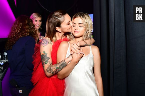 Selena Gomez também participou de "Anxiety", uma das faixas do álbum de Julia Michaels