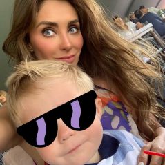 Anahi ensinou seu filho, Manuel, a cantar as músicas do RBD e ainda não estamos sabendo lidar