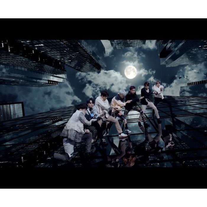 GOT7 faz seu comeback com MV incrível da música &quot;ECLIPSE&quot;, faixa do &quot;Spinning Top: Between Security &amp;amp; Insecurity&quot;