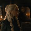 Em "Game of Thrones", Jon Snow (Kit Harington) mata Daenerys (Emilia Clarke)