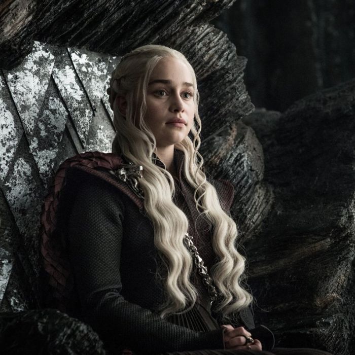 Todos achavam que Daenerys (Emilia Clarke) poderia ser a dona do trono em &quot;Game of Thrones&quot;